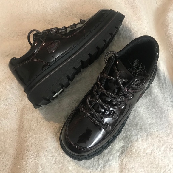 saltwater sandals surfer